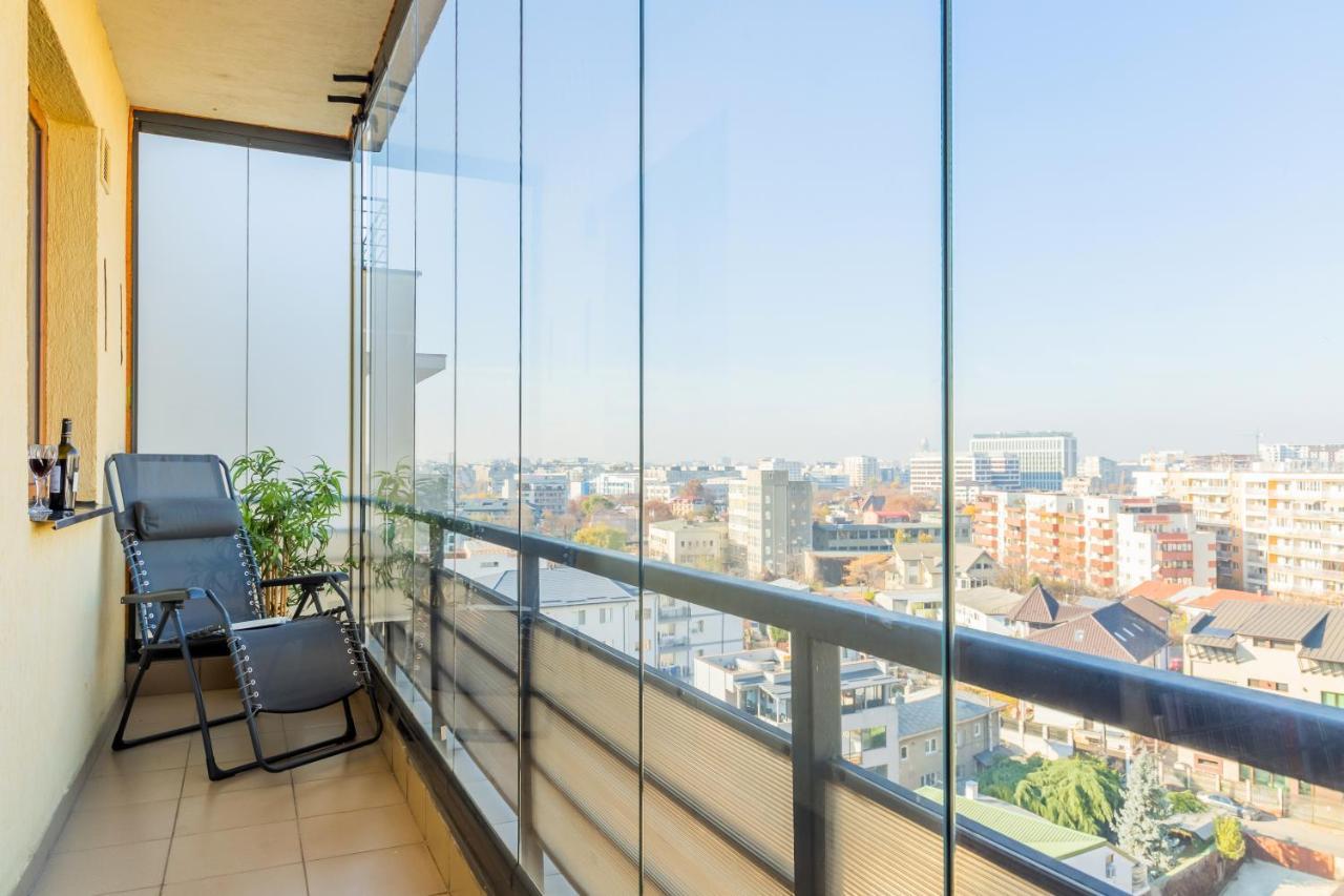 Lovely Apartment With City View Bucharest Exterior photo